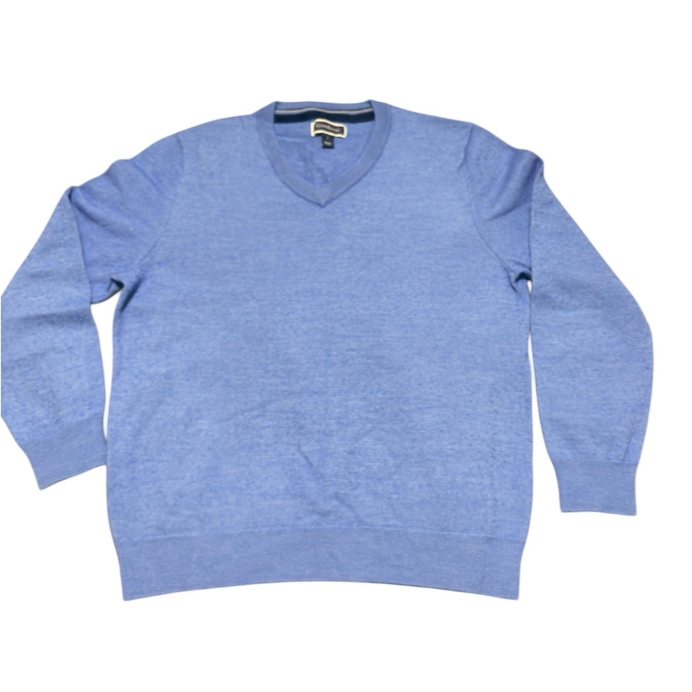 Club Room Merino Wool Men’s Pullover Sweater Blue V Neck  Large Lightweight